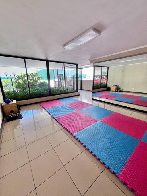 Apartamento Moderno 1d En El Golf Santiago